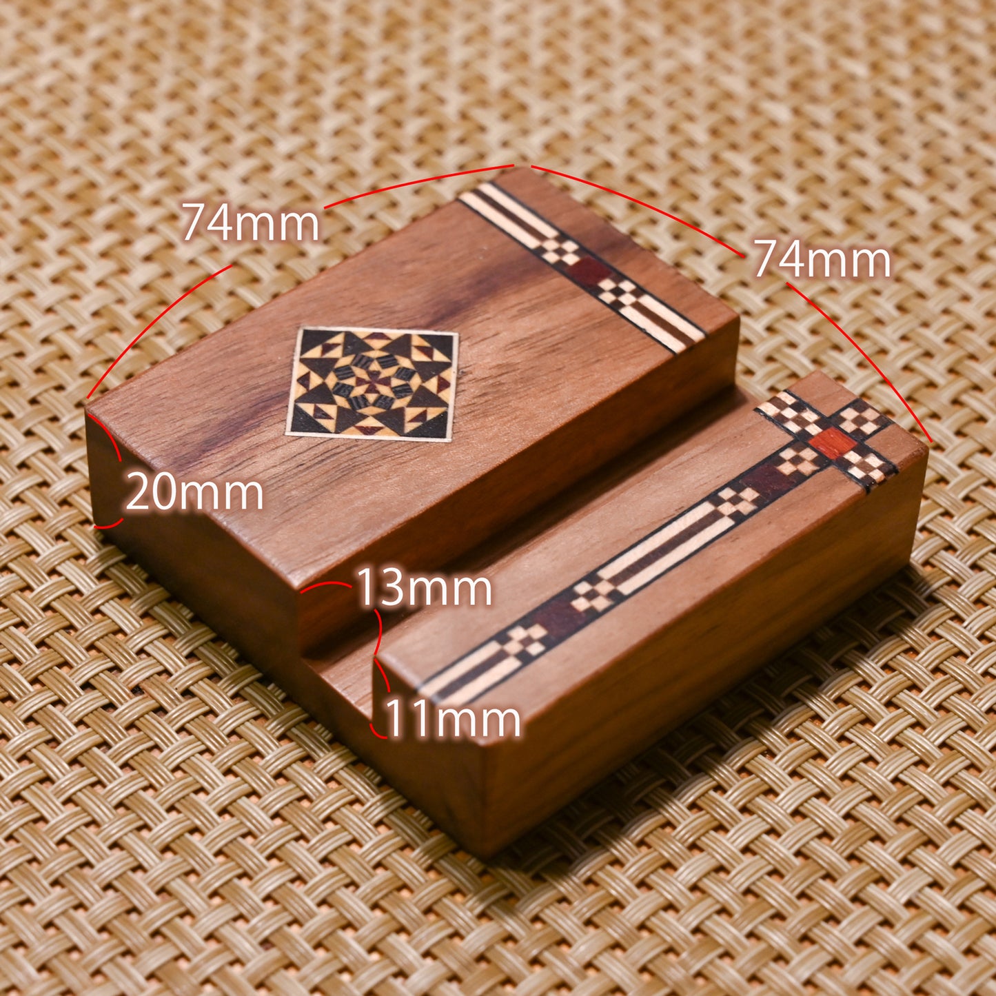 寄木スマホスタンド