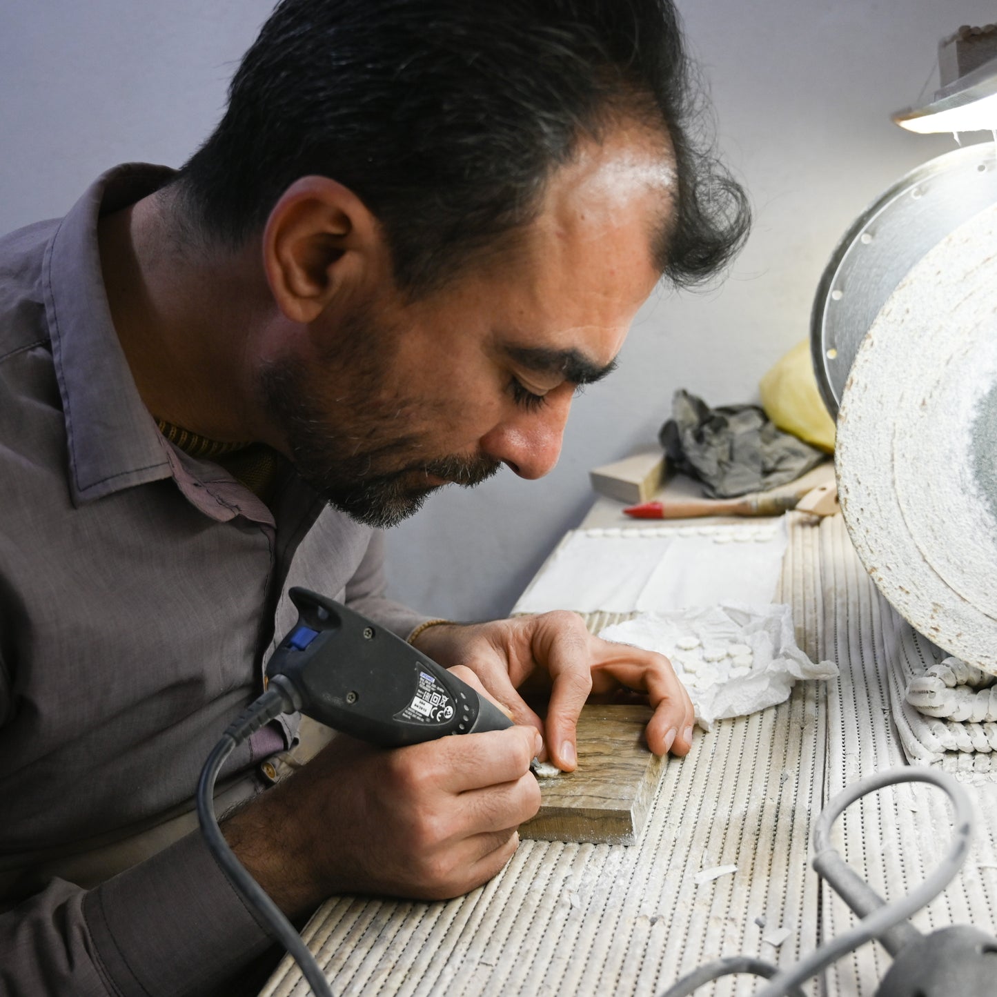 K18PG　スライドアジャスター付き"マザー・オブ・パール"　ジャスミンモチーフネックレス